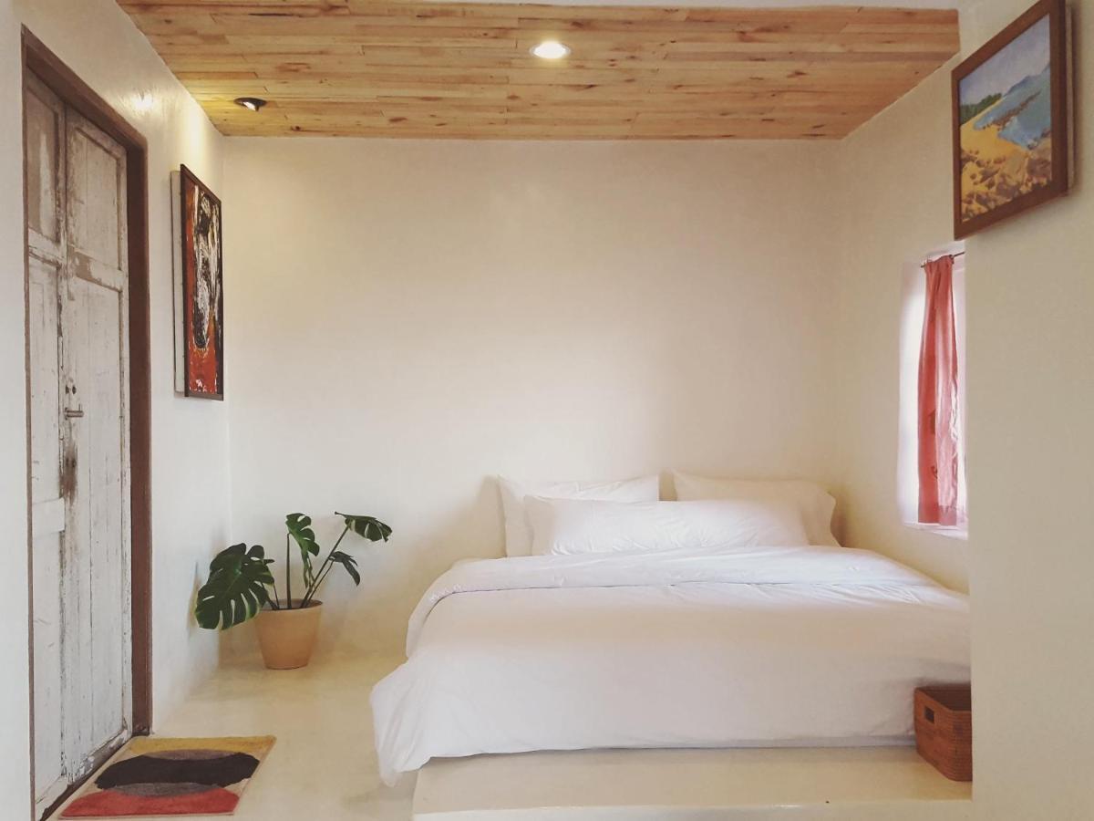 Maliblues Bed & Art Gallery Chumphon Bagian luar foto